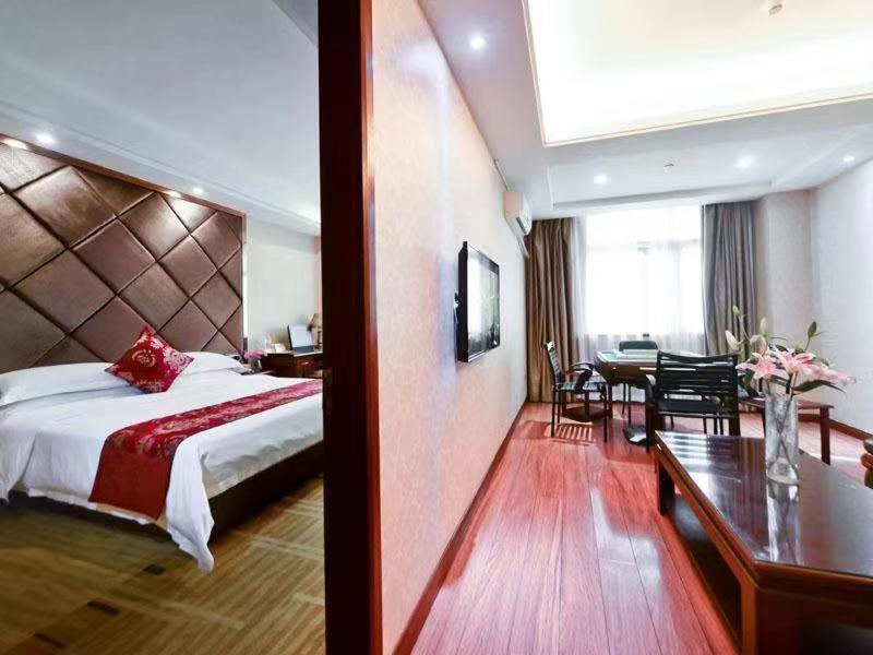 Vienna Hotel Nanning Jiangnan Wanda Exterior foto